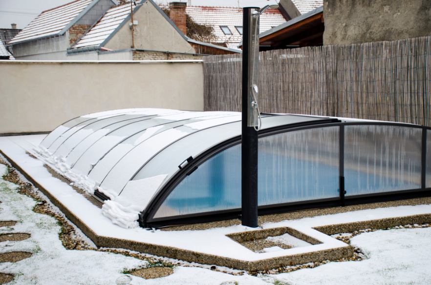 Installation d'Abris de Piscine à Lyon